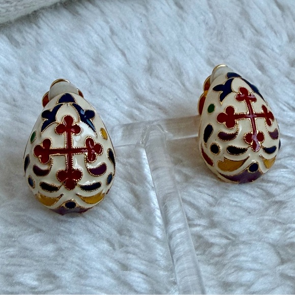 JOAN RIVERSVintageFaberge-Style Egg Multicolor Enamel Teardrop Clip On